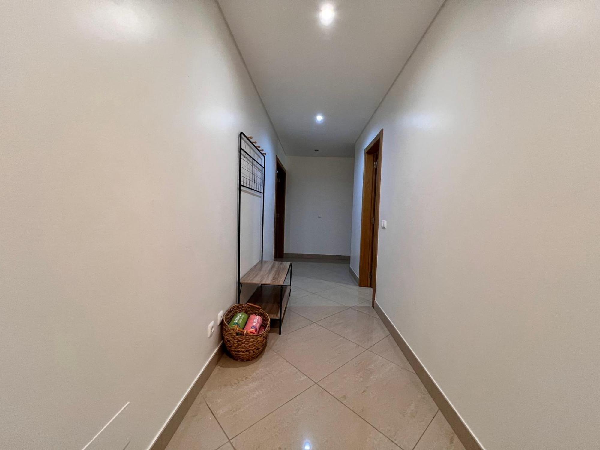 Mar E Sol By T3 Wifi E Estacionamento Apartment Quarteira Exterior photo